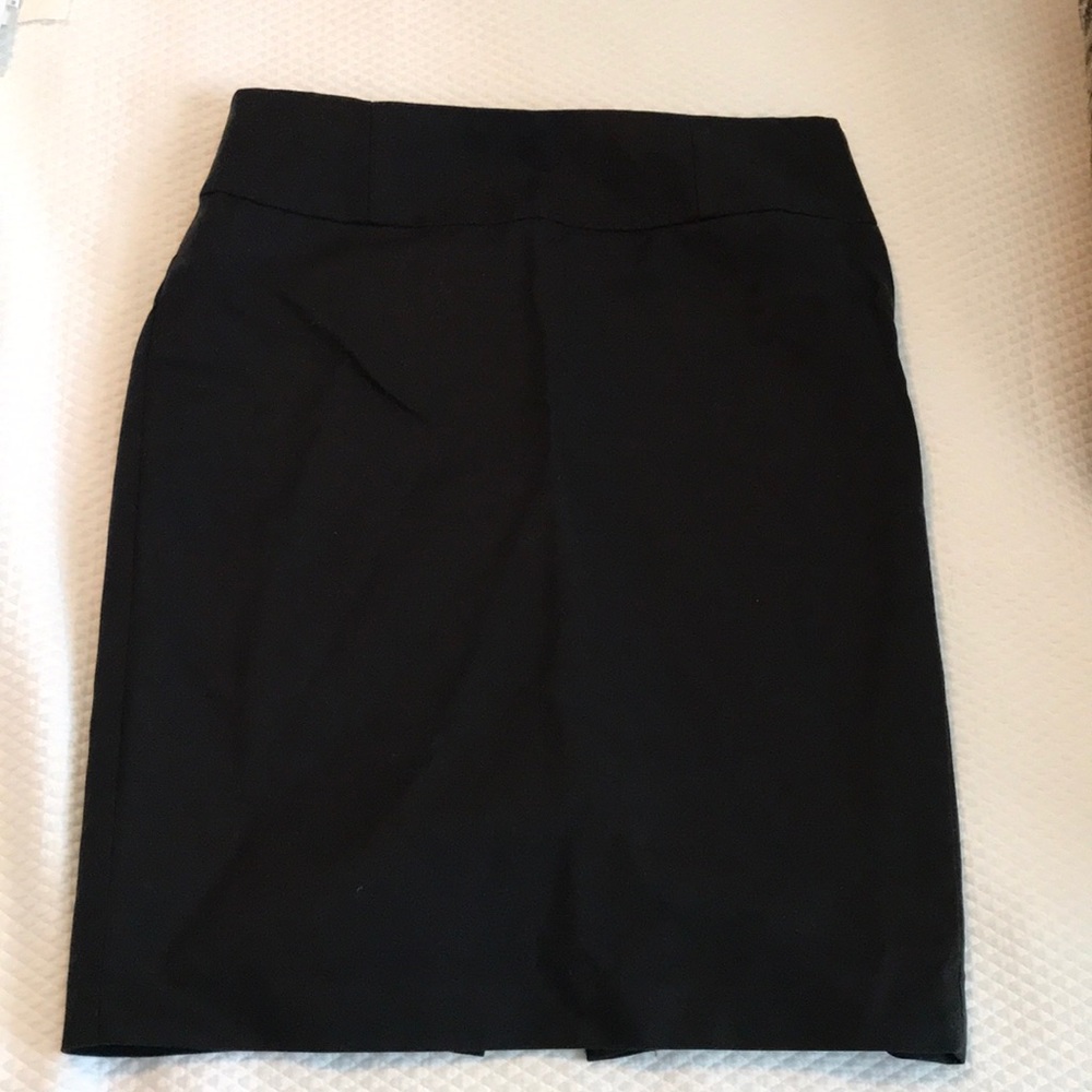 Banana Republic Black Pencil skirt